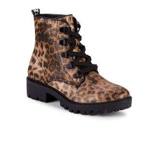 KENDALL + KYLIE
Epic Leopard-Print Combat Boots size 6-6.5